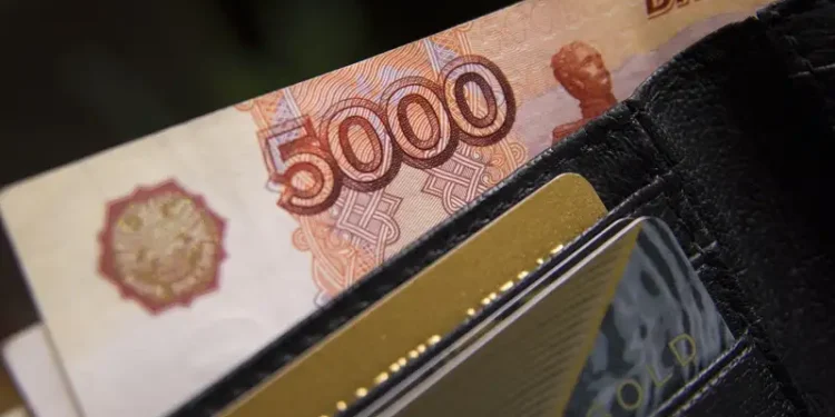 Рубль дешевеет, последствия для Тенге