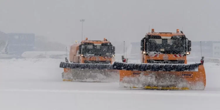Стали известны расходы на уборку снега в Казахстане