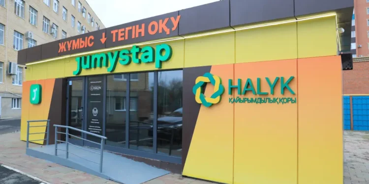 Cоциальный проект Jumystap реализуется при поддержке фонда Halyk в Актобе