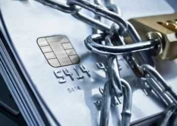 Предпринимателям ограничили операции по счетам