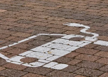 Популярность электрокаров в Казахстане растет