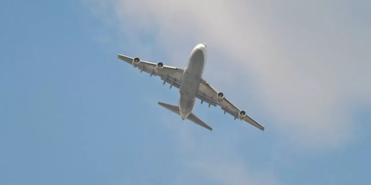 Пассажирский самолет Az Airlines разбился близ Актау