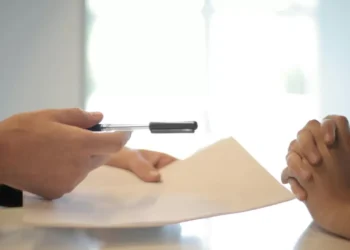 Минтруда пересчитает адресную помощь