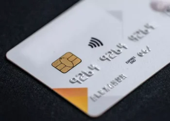 Преступники «отмыли» миллиарды тенге через подставные банковские карты в Казахстане в 2024 году