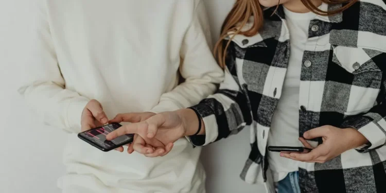 Мобильная связь и Интернет дорожают в Казахстане: насколько вырастут тарифы