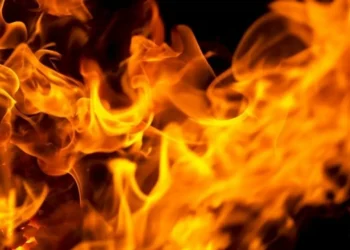 Горит один из крупных ТРЦ Астаны