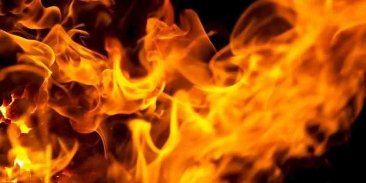 Горит один из крупных ТРЦ Астаны