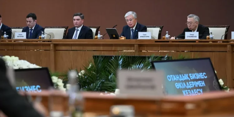 Токаев провел встречу с бизнес-сообществом Казахстана