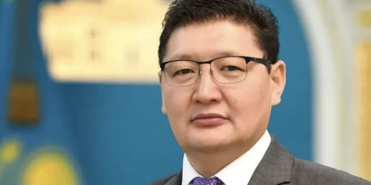 Берик Уали освобожден от должности пресс-секретаря Токаева