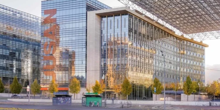 Теперь официально: Вячеслав Ким подал заявку на покупку Jusan Bank