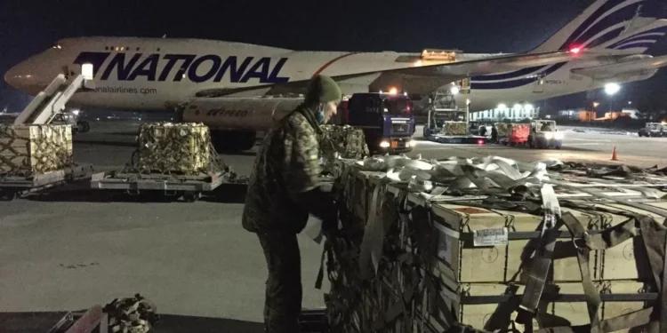 В Украине заявили, что США возобновили военную помощь