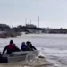 Более 230 жителей перевезли на лодках в Актюбинской области