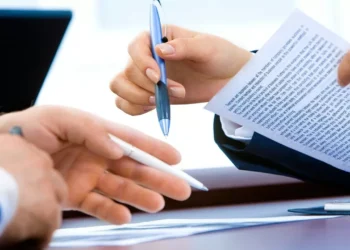 Налоговики Казахстана начали копаться в истории доходов граждан