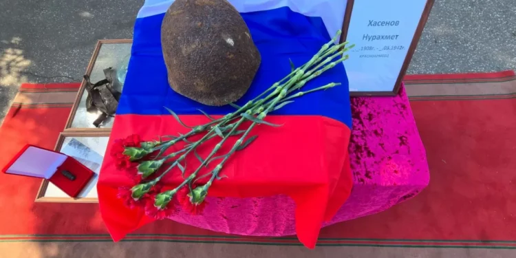 Прощание с воинскими почестями: спустя 80 лет в Омской области захоронили красноармейца из Казахстана