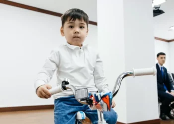 За что Токаев поблагодарил трехлетнего жителя Атырау