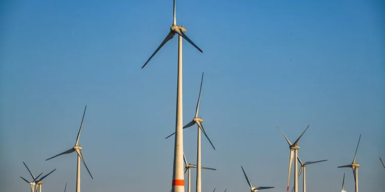 Новую ветровую электростанцию построят в Казахстане