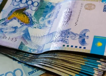 Еще 103 млрд тенге просит выделить минэнерго для тепловых сетей