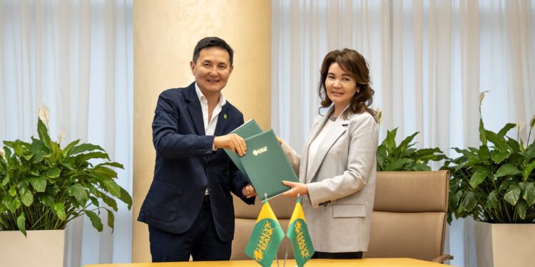 Halyk Bank выделил 100 млн тенге на борьбу со смогом в Алматы