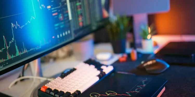 Фондовые индексы начали первую неделю лета преимущественно в минусе