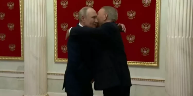 Советник Назарбаева назвал истинную причину его встречи с Путиным