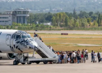 С неожиданным инцидентом столкнулись казахстанцы на рейсе Air Astana