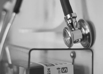 За нападение на медиков предлагают годы тюрьмы