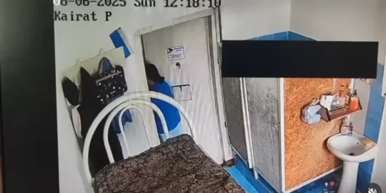 Перизат Кайрат жалуется, что ее «прищемили» дверью в СИЗО – комментарии полиции