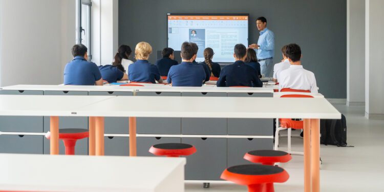 Современные тренды и новые возможности: в международной школе Miras г. Алматы открыли новое здание для учеников старшей школы