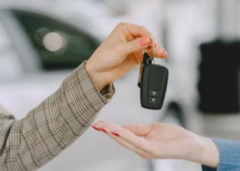 Покупка авто в Казахстане обернулась для россиян большими доплатами