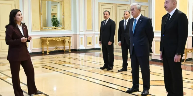 Токаеву и Алиеву презентовали проект «Развитие Среднего коридора»