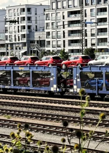 Рынок рухнул: Регистрация авто в Казахстане упала за год почти вдвое