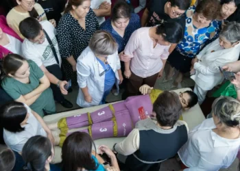 Одежда для спасения матерей