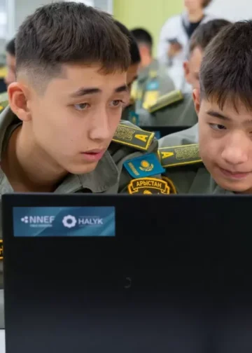 Основам кибербезопасности и конструирования дронов учат в лицее «Арыстан»