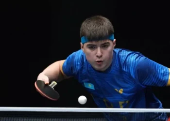 Алан Курмангалиев с победы стартовал на МЧМ по настольному теннису
