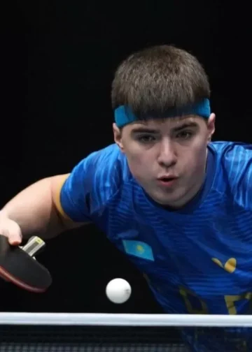 Алан Курмангалиев с победы стартовал на МЧМ по настольному теннису