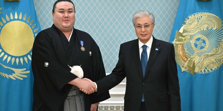 Токаев наградил Ерсина Балтагула орденом «Барыс»