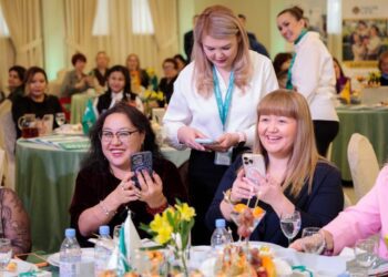 Halyk Bank провел встречу с женщинами-предпринимателями и руководителями в Костанае