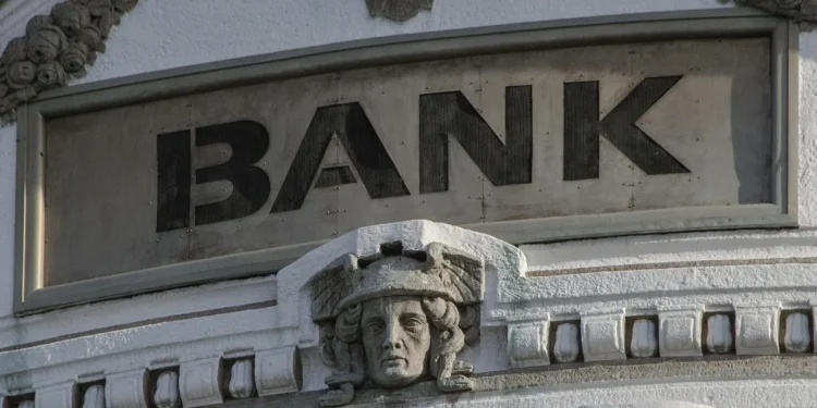 Кто заработал первый триллион тенге на банковском рынке Казахстана