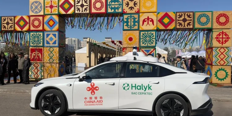 Digital Nauryz: в Астане показали беспилотный автомобиль