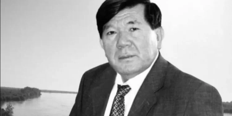 Токаев выразил соболезнования родным и близким народного писателя Казахстана