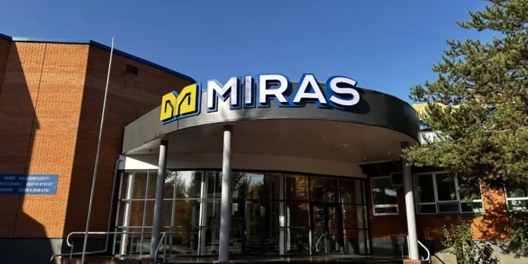 Школы MIRAS открыли приём заявок на образовательные гранты