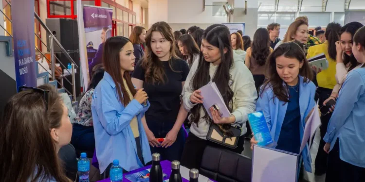 В Алматы пройдёт ярмарка вакансий KIMEP Job Fair