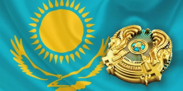 Массовая смена лидеров: что происходит с партиями Казахстана