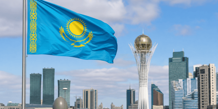 Флаг, Герб и Гимн: какие изменения вступают в силу в Казахстане
